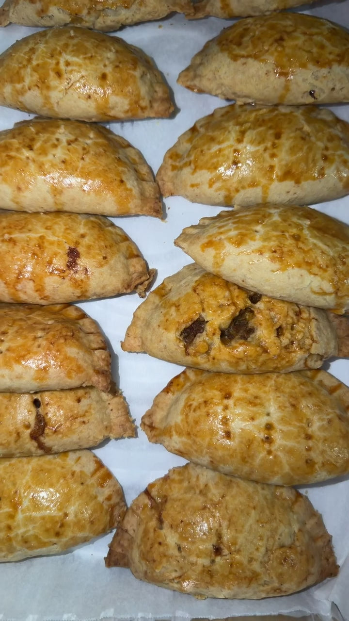 Ghana Minced Meat Pie – Flaky, Savory & Homemade 5for $20